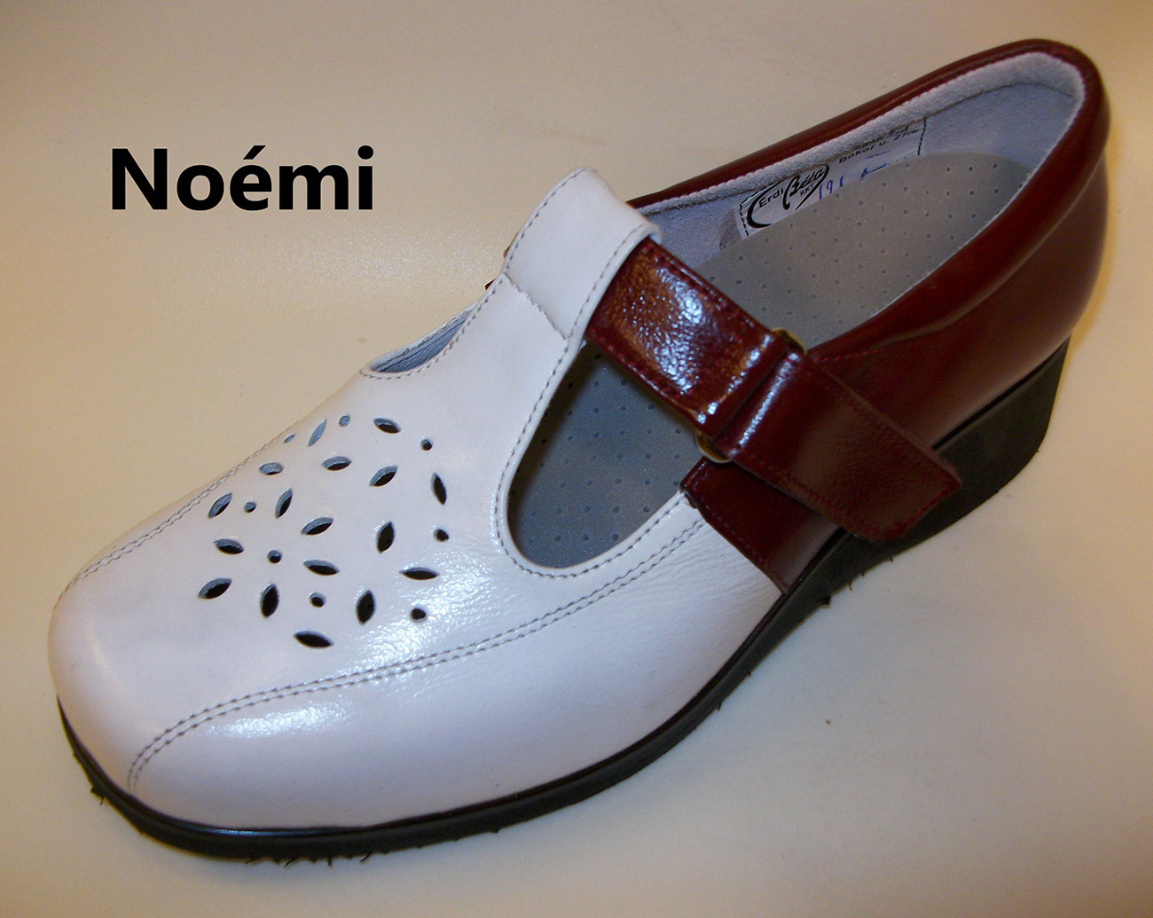 Noemi_r.jpg